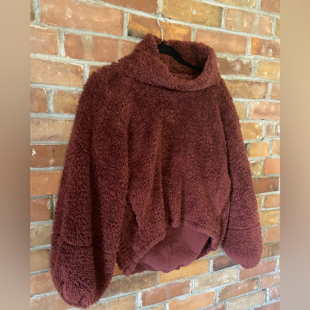 LULULEMON warm restore sherpa pullover “savannah” colour burgundy XS/S - Picture 9 of 9